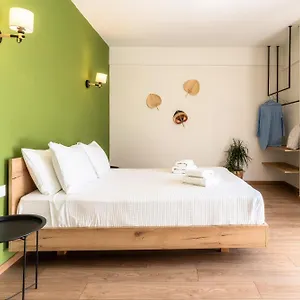 https://senaon-urban-heraklion-crete.rethymnohotels.net